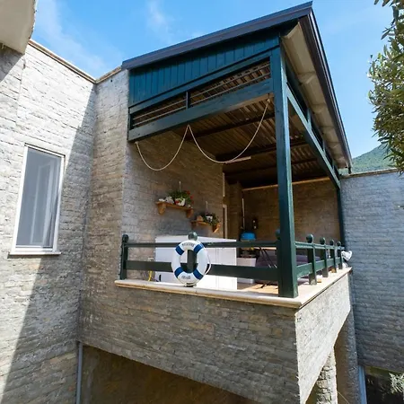 Sunset House Apartament *